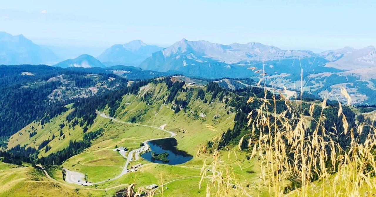 Superbe appartement au centre de Samoëns Extérieur photo